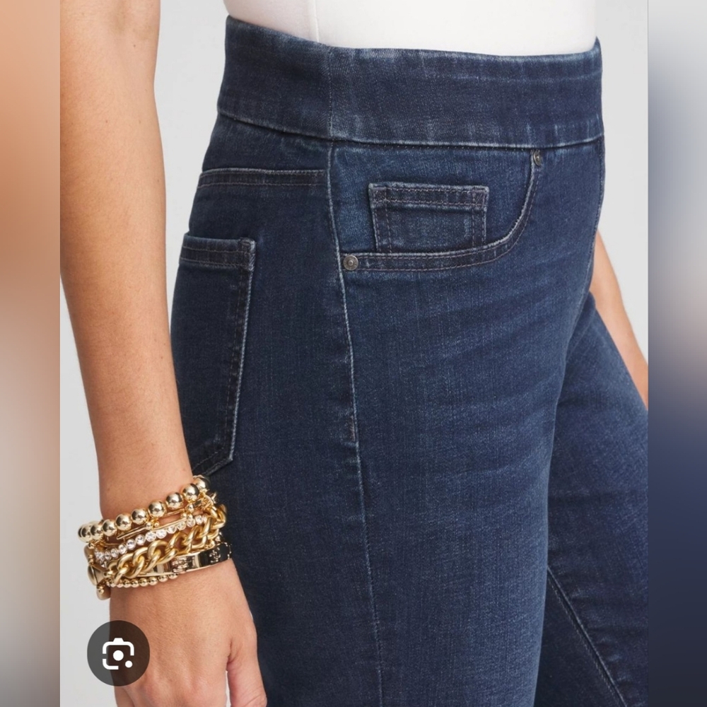 Chico's Platnum Denim Blue Jeans Basic Stretchy Fitted Denim Size 2 (Sz 12)